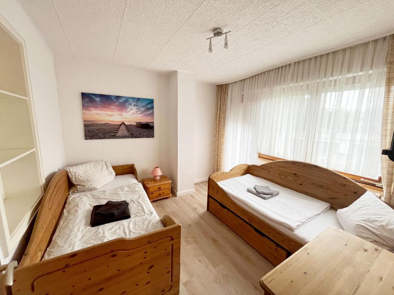 5 Room Apartment In Zuelpich Цюльпих Экстерьер фото