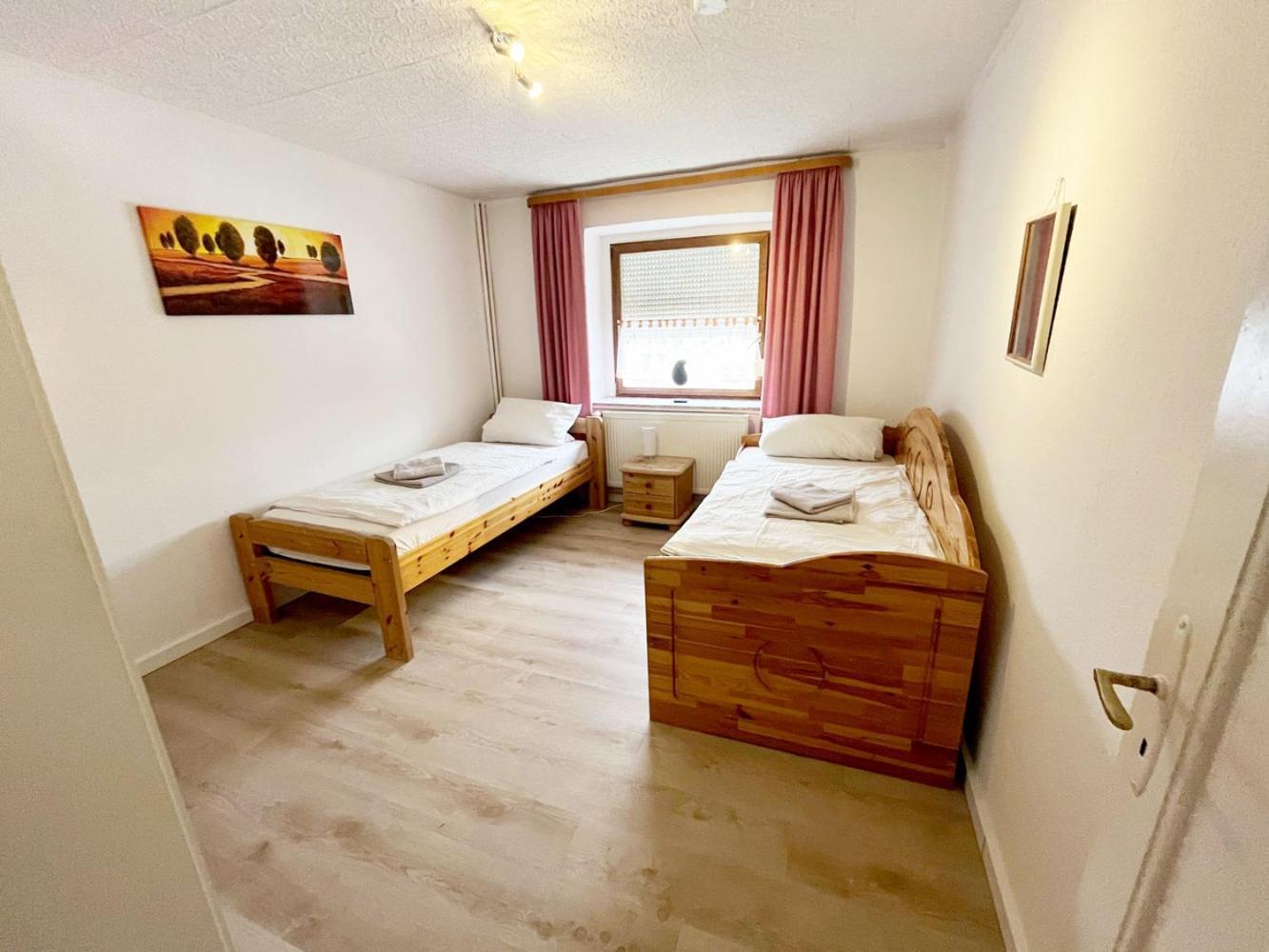 5 Room Apartment In Zuelpich Цюльпих Экстерьер фото